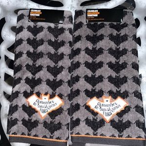 Kohl’s Halloween Hand Towels 2 piece
